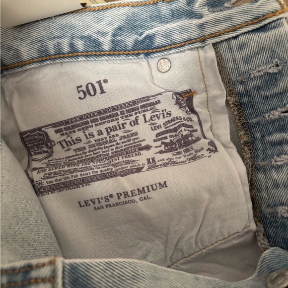 LEVI’S Premium Light Wash Jeans 501 Original High Rise Straight Leg - Picture 10 of 10